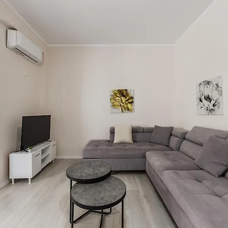 Apartment Sun & Sea 1br Vlorë